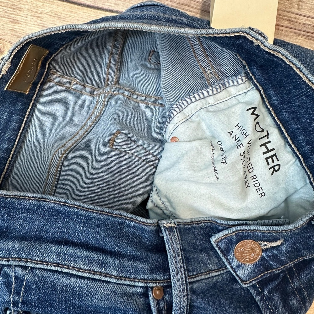 MOTHER  High Waisted Rider Ankle Step Fray Jeans in Over The Top size 28 - Picture 9 of 11